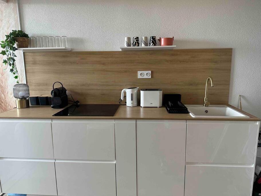 Mon Appart A La Plage, Piscine, Wifi, Tv Frontignan Dış mekan fotoğraf